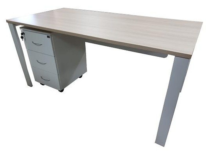 Single Desks variant executive workstation